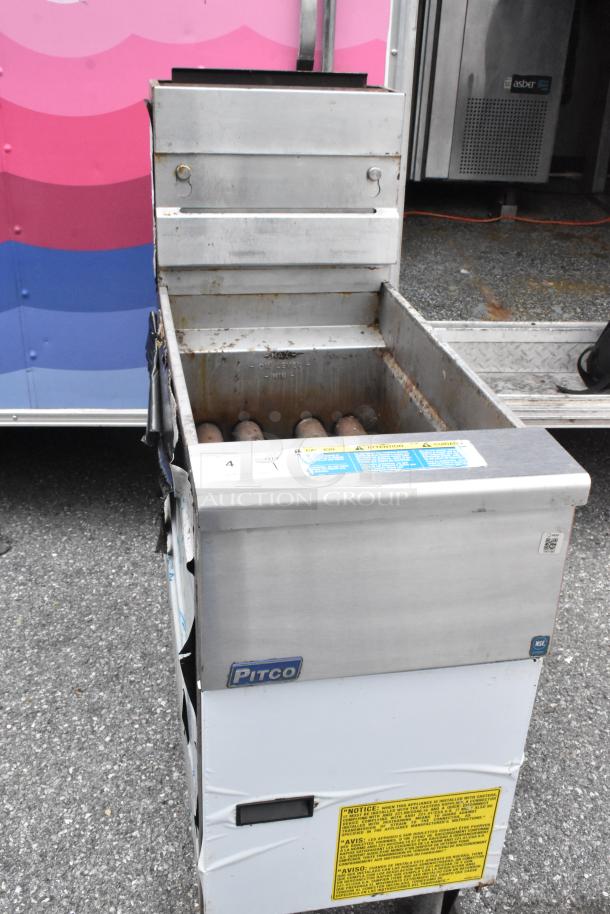 2020 Pitco Frialator SG14R deep fat fryer, stainless steel, propane gas, 122,000 BTU, visible signs of use, industrial tags.