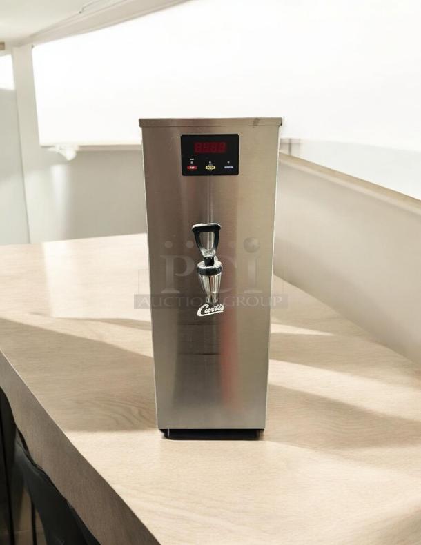 Curtis WB-5-GT Digital Hot Water Dispenser, Model WB5GT63001, in amazing condition, stainless steel, 120V, fully tested.