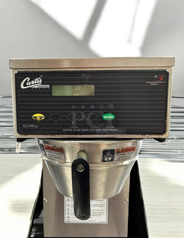 Curtis PTT-3 Iced Tea Brewer, 3-gallon, 120V, 60Hz, excellent condition, fully tested, digital control panel.