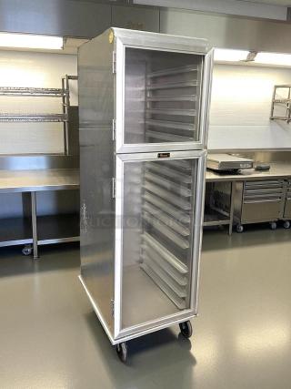 Lakewood Aluminum CA72-RR18-S-R bakery sheet pan rack in super nice condition, with multiple shelves, and on casters.