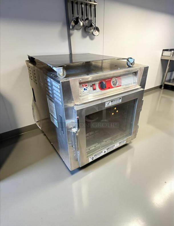 Metro C563L-SFC-L C5 6 Series under-counter heated holding cabinet; clear doors; tested, working condition; 120V 1PH.