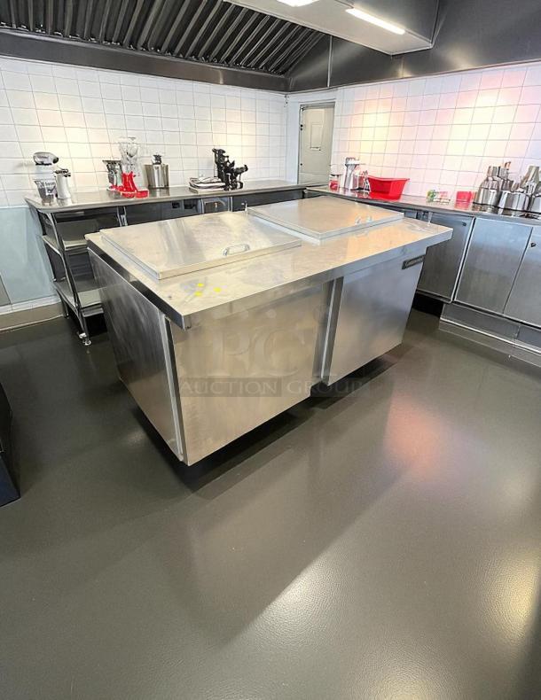 Continental SW60-24M Mighty Top Sandwich Prep Unit, 60", 17 cu ft, stainless steel, great condition, tested and working.
