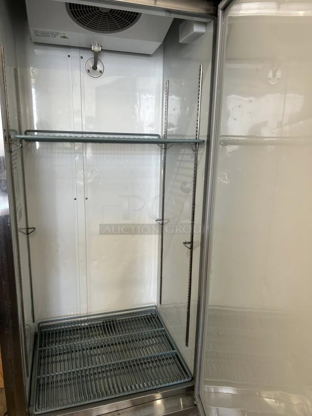 Avantco A-19F-HC 29" solid door reach-in freezer, like new condition, glass shelves, tested and working.