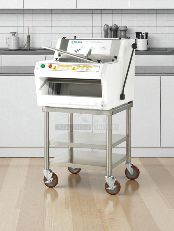 Oliver 732-N front-load bread slicer with bagging scoop, like new condition, 115v, tested and working.