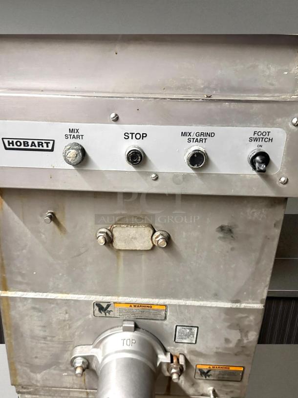Hobart 4246-2 #32 Meat Grinder/Mixer, 208v, 3ph, 7.5 hp, control panel with "Mix Start," "Stop," "Mix/Grind Start," and "Foot Switch" marked.