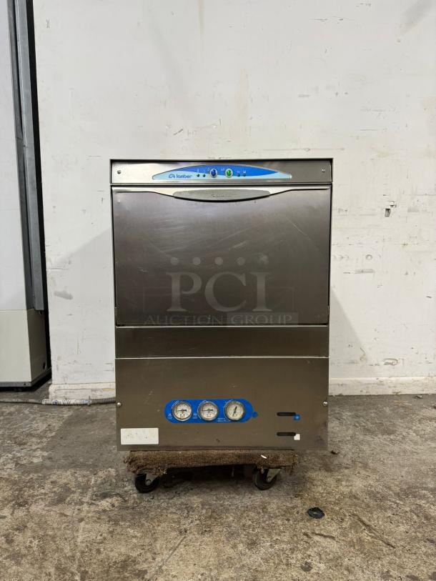 Lamber Deluxe High-Temp Rack Undercounter Dishwasher, stainless steel, 30 racks/hr, 208-240v, used condition.