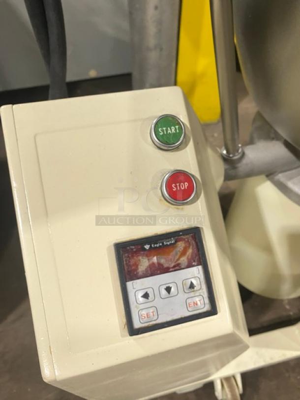 Stephan VCM44 vertical cutter/mixer with control panel, start/stop buttons, and display screen; on casters, 208V, 1 Phase.