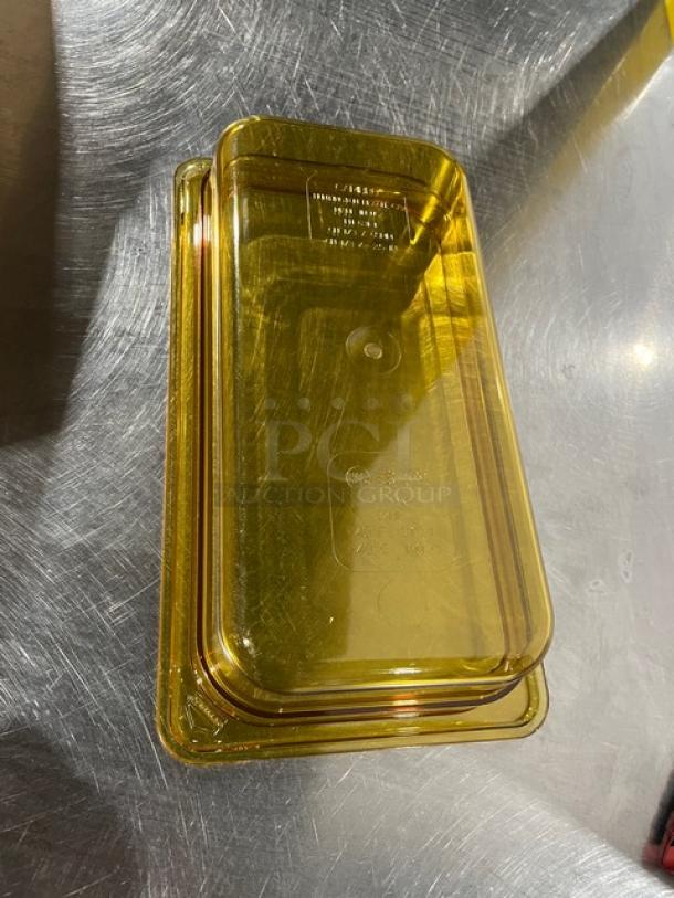 Brand new Cambro 32HP150 amber food pan, high-temperature, 1/3-size, 2.5" deep, commercial-grade, visible embossed details.