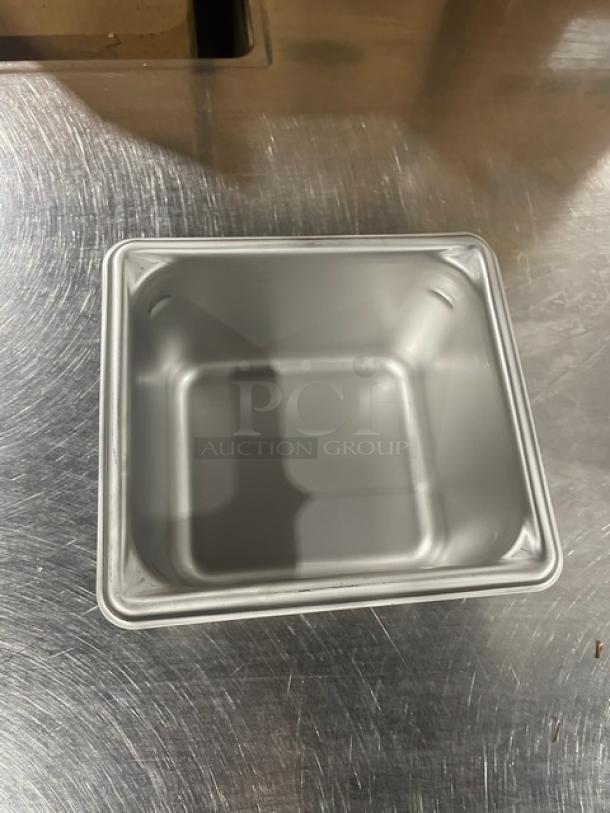 Vollrath Super Pan V Series 30642 commercial stainless steel pan, new condition, ideal for hotel/steamtable use.