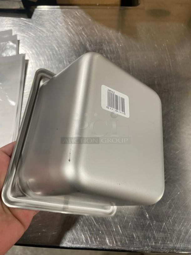 NEW Vollrath Super Pan V Series Stainless Steel Steamtable Pan, Model 30642, commercial-grade, pristine condition.