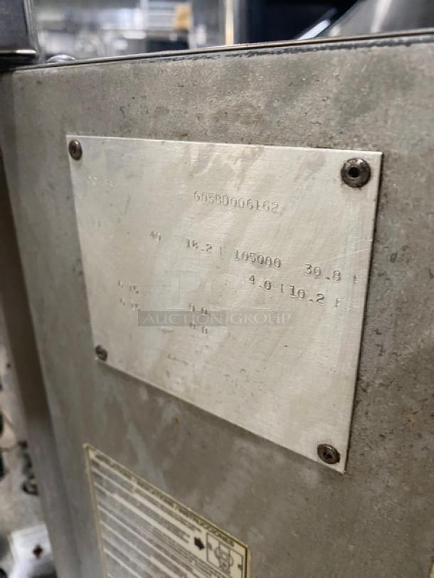 Pitco stainless steel natural gas fryer, 40 lb. capacity. Includes backsplash, basket hanger, fry baskets. SN: G05BD006162.