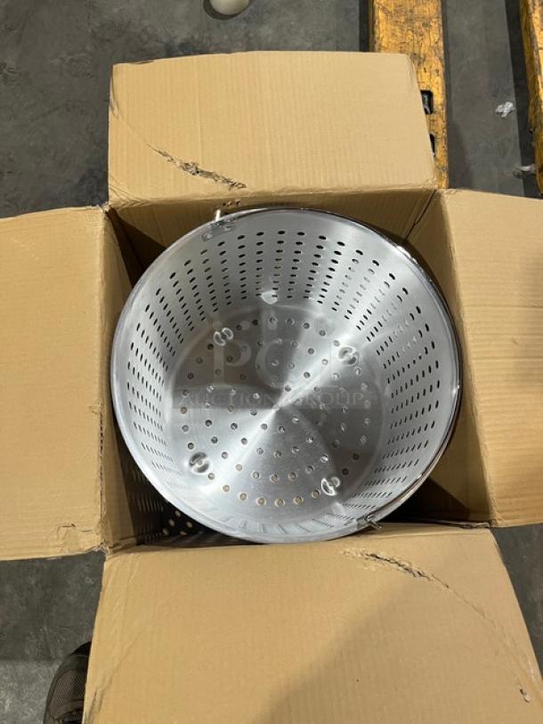 Adcraft Hyperipon3 Series 60 Qt. perforated aluminum steamer basket, model H3SB54, with a pail-style handle, in a box.