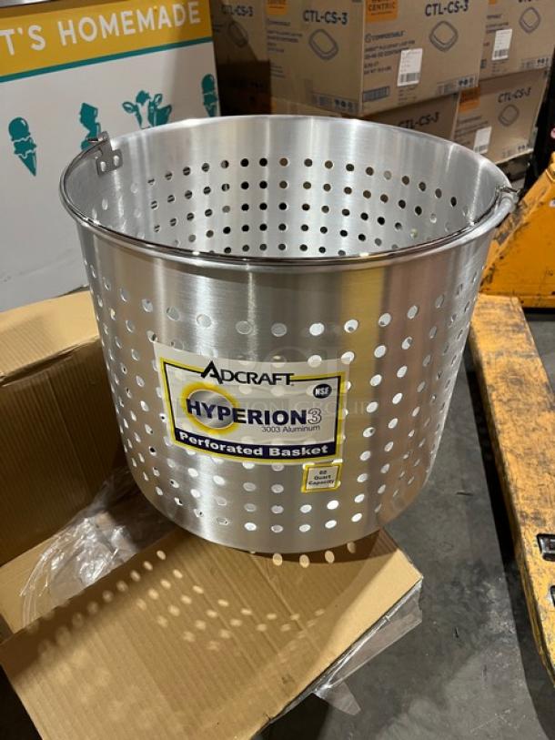 Adcraft Hyperion3 60 Qt. aluminum perforated steamer basket, model H3SB54, with pail style handle, in new condition.