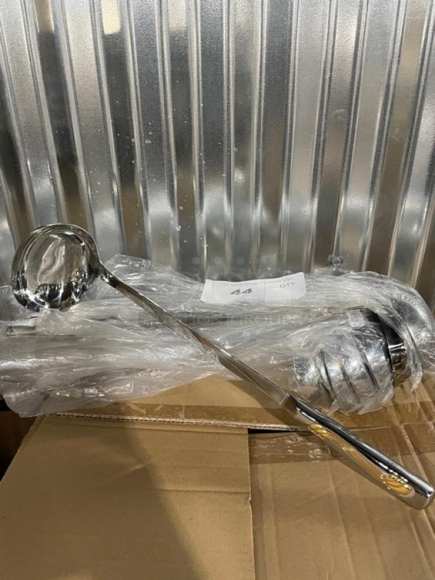 Vollrath Windway Series 6 oz. oval ladle, model 46653, stainless steel, with gold decal finger grip handle. Brand new, packaged.
