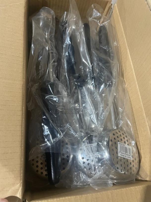 Brand new Vollrath Jacob's Pride 3 oz perforated spoodle, Model 6432320, stainless steel, black grip handle, in packaging.