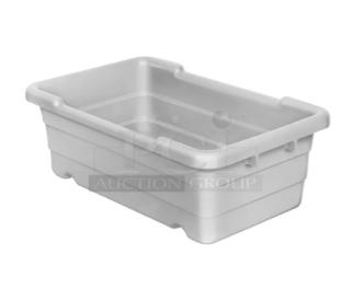 Brand new Channel L815W commercial white rectangular lug/bus box. Durable design, ideal for storage and transport.