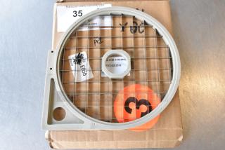BRAND NEW AvaMix 177CDICE2532 25/32" dicing grid, scratch and dent, on packaging. Features precise cutting grid.