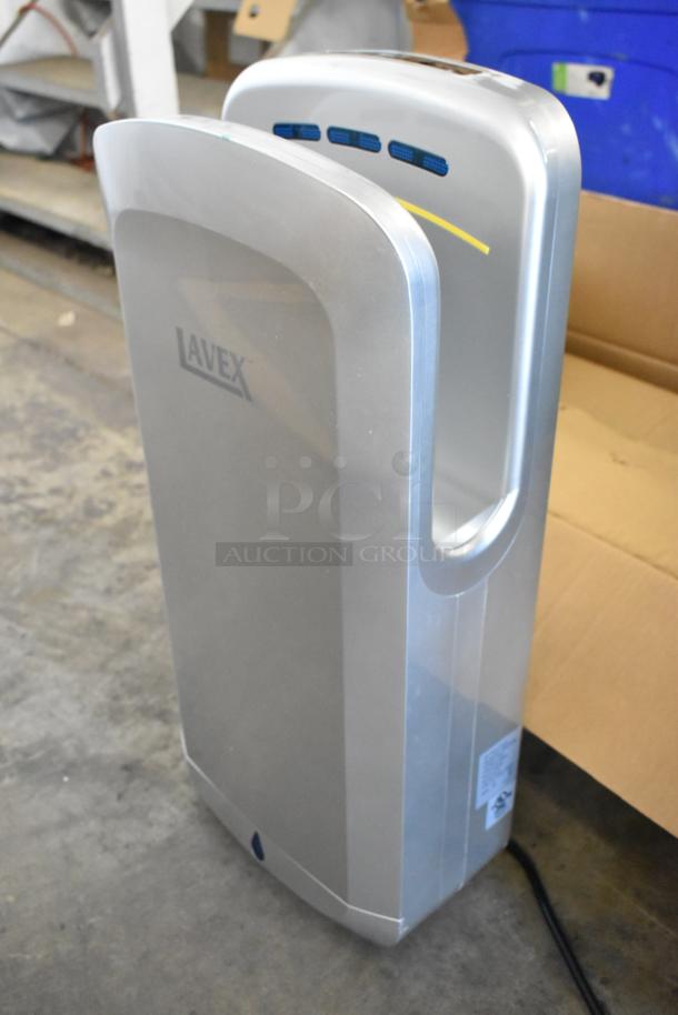 BRAND NEW SCRATCH AND DENT KW-1091PLUS silver automatic hand dryer, ABS plastic, HEPA filtration, 110/120V, 1 Phase.