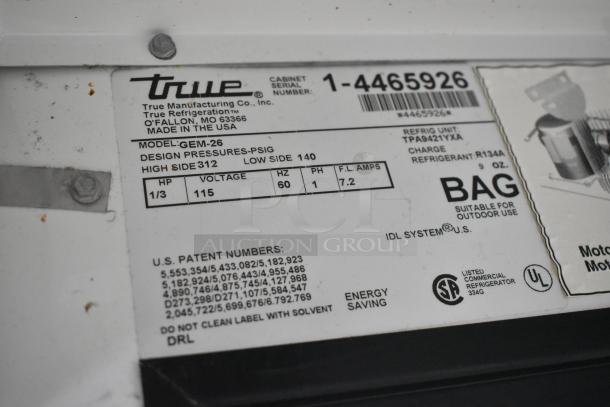 True GEM-26 Commercial Cooler label. 115V, 1 Phase. Model: GEM-26. Serial: 1-4465926. Made in the USA. UL listed.