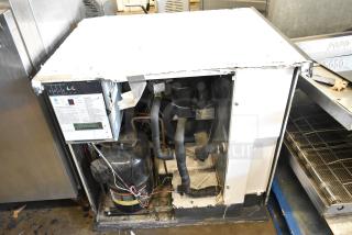 Scotsman C1030MA-32B Stainless Steel Commercial Ice Head. 208/230 Volts, 1 Phase. - Item #1200078