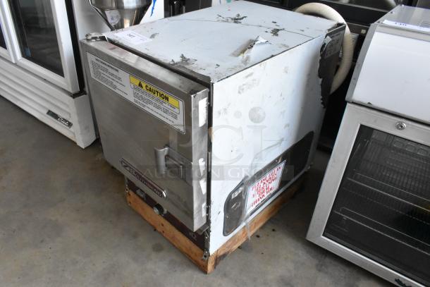 Southbend R2 RapidSteam stainless steel steam cabinet. Single deck, commercial countertop model, 208 volts, 3 phase.