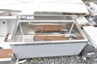 BRAND NEW SCRATCH AND DENT! Regency 600IB1836 18
