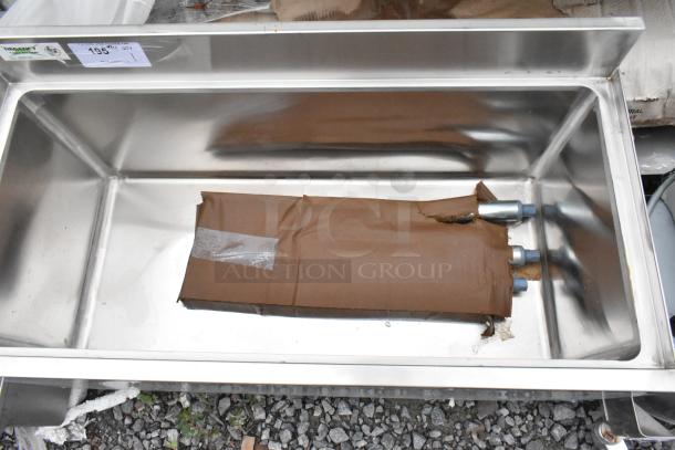 Brand new Regency 600IB1836 underbar ice bin, 18" x 36", 119 lb capacity, stainless steel, scratch and dent condition.