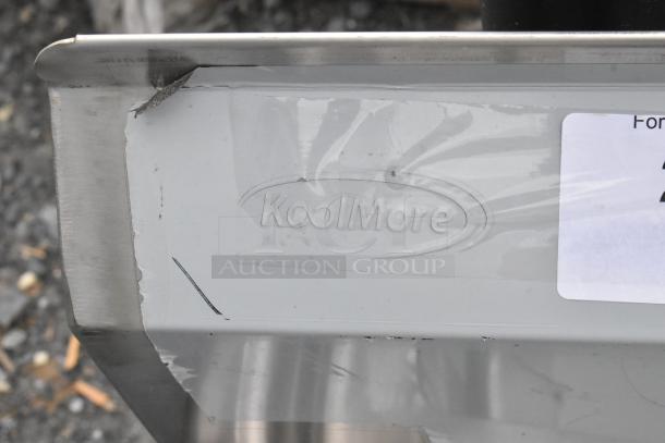 KoolMore SC121610-12R3 stainless steel 12x16x10 kitchen sink, right 3-compartment, brand new with minor scratches and dents.