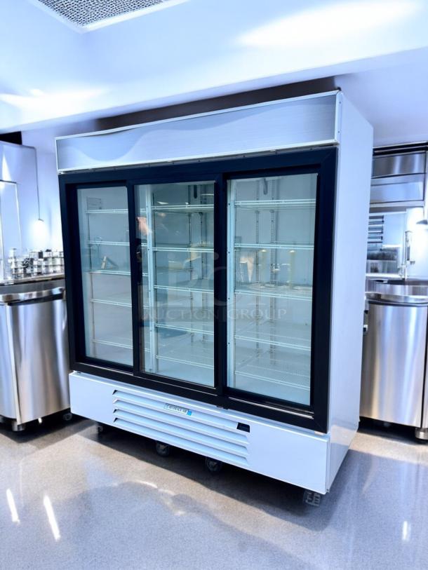 Beverage-Air MMR66HC-1-W 3-door commercial merchandiser refrigerator, white finish, superb condition, fully tested.
