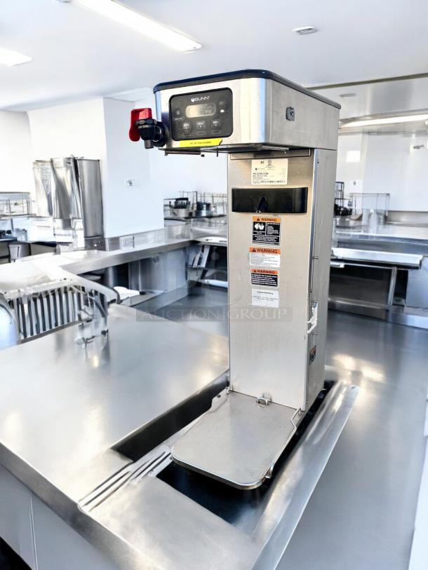 BUNN ITCB-DV 29" Brewer with Tray, Model B-DV 52200.0100, in outstanding condition, fully tested and working.