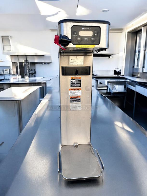 BUNN ITCB-DV 29" Brewer with tray in outstanding condition, fully tested and working; model 52200.0100, 120V.