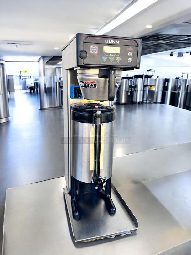 BUNN ITB Digital Iced Tea Brewer, 120V DDIL, in excellent condition, stainless steel, fully tested and working.