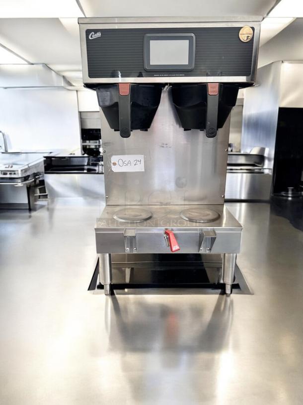 Curtis G4GEMT10A1000 twin coffee brewer with dual warmers, in great condition, fully tested and working.