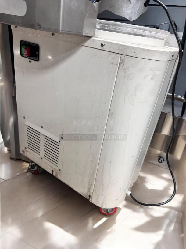 Ballmatic 1000 dough divider/rounder, excellent condition, fully tested, 110V, slight surface wear, visible power and control panel.