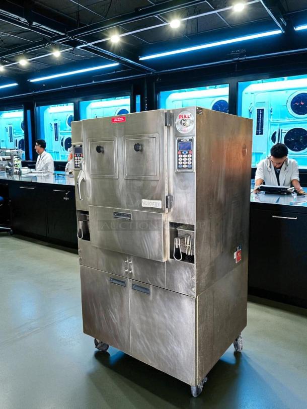 AutoFry MTI-40E ventless fryer in excellent condition, 6.0-gallon, double basket, 208/240V, fully tested and working.