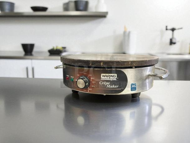 Waring WSC160X 16" Electric Crepe Maker, great condition, fully tested, stainless steel body, temperature control dial.