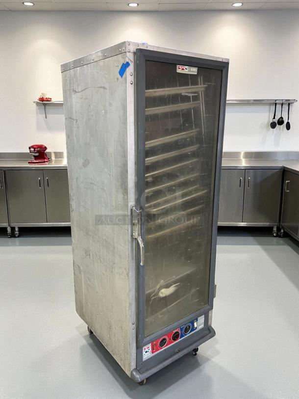 Metro C519-CFC-U non-insulated heated proofing cabinet with clear door. Good condition, tested, with visible dials and controls.