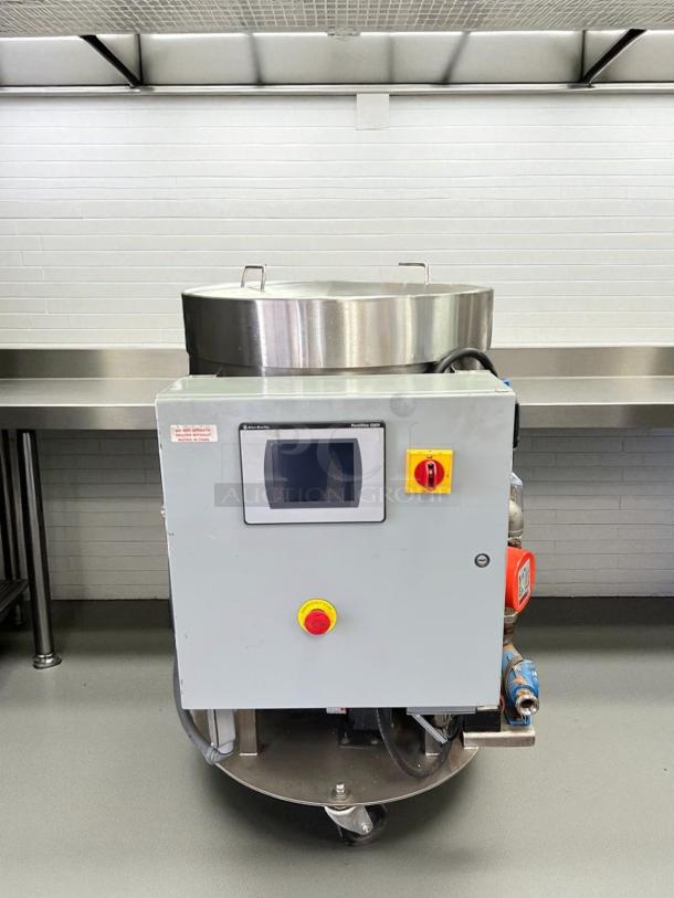Savage Bros. Model #125 chocolate melter, 300 lb capacity, excellent condition, control panel, fully tested and working.