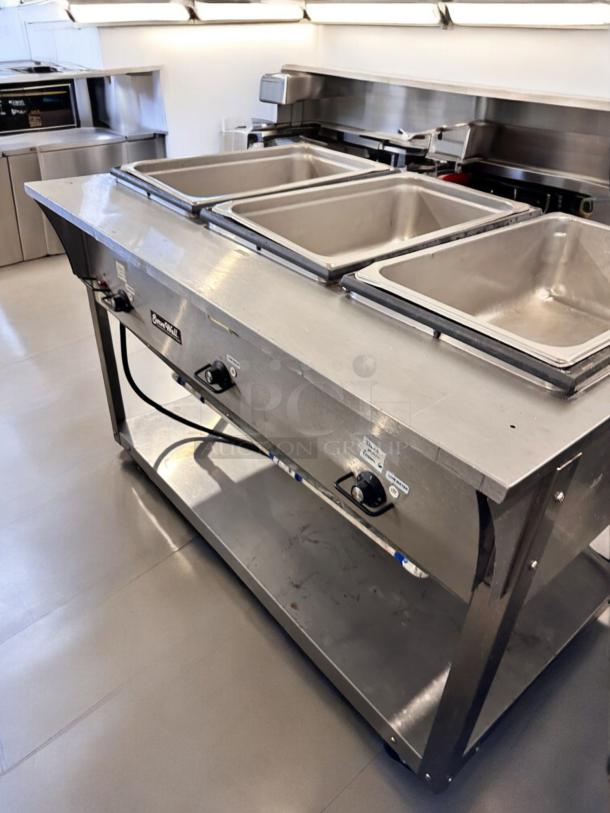 Vollrath ServeWell 387013 3-Well Steam Table, excellent condition, stainless steel, 120V, fully tested, ready for use.