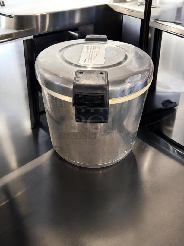 Zojirushi THA-803S electric rice warmer, excellent condition, 120V, fully tested and working, metal exterior.