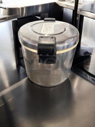 Zojirushi THA-803S electric rice warmer, excellent condition, 120V, fully tested and working, metal exterior.