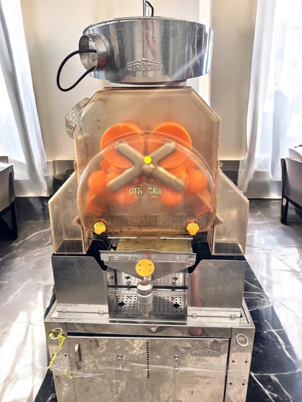 Citrocasa 8000SB commercial citrus juicer, excellent condition, fully tested, 115V, stainless steel, visible Citrocasa branding.