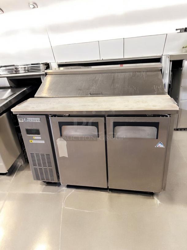 Everest EPR2 2-Door Sandwich Prep Table, excellent condition, 115V, silver finish, fully tested and working, visible labels.