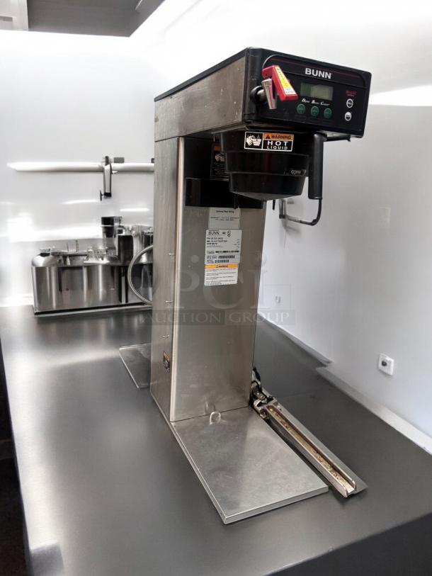 Bunn ITCB-DV Dual Volt Coffee & Tea Brewer in excellent condition, Model PN 35700.0433, fully tested, 120/240V.