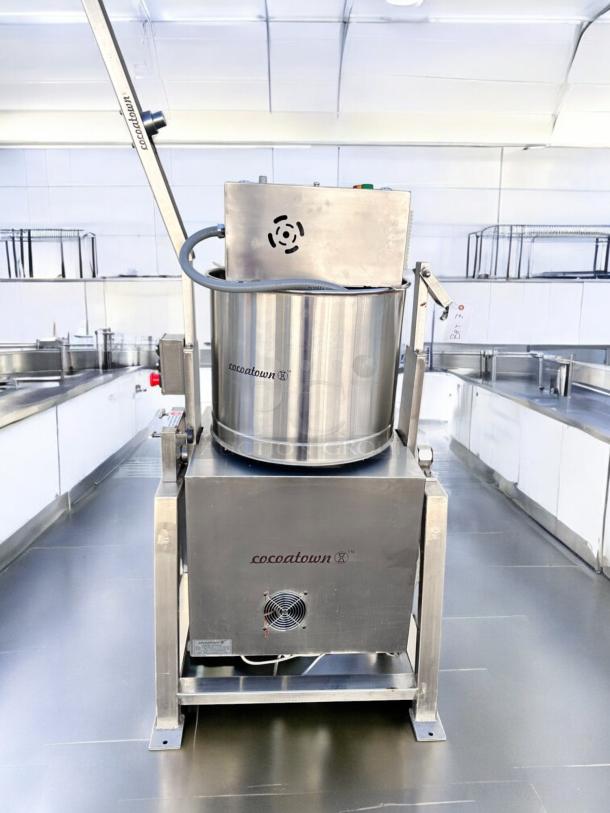 CocoaTown ECGC-65A-AV cacao grinder in excellent condition, 220V. Stainless steel body, fully tested and working.