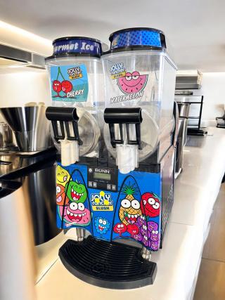 Bunn ULTRA-2 Dual Tank Jolly Rancher Slush Machine, excellent condition, 120V, fully tested, colorful graphics.