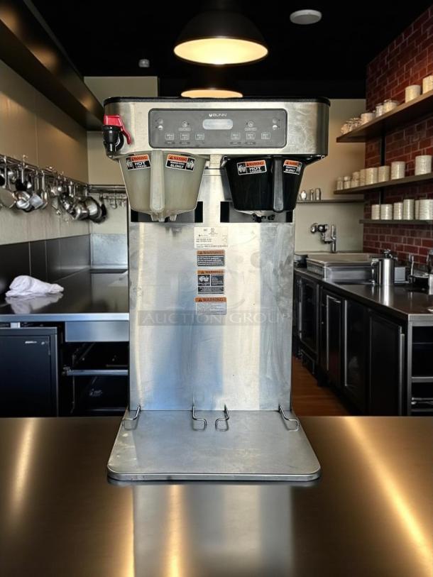 Bunn ITCB TWIN high volume tea/coffee brewer, model 52400.0000, fully tested, with display group, 120-240v/1ph.