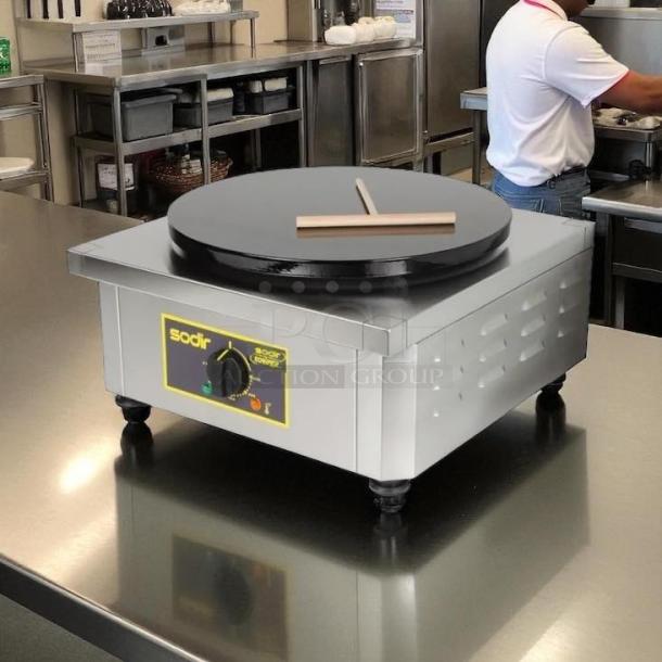 Equipex 400E single crepe maker with 15.75" cast iron plate, excellent condition, 240v/1ph, tested and working.
