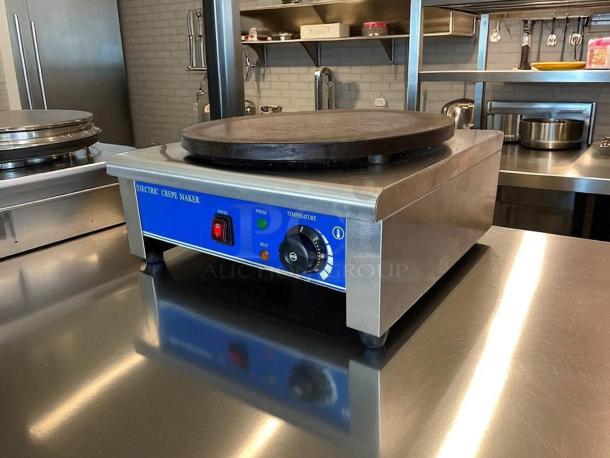 Italy Model HE-1E 17.7" electric crepe maker, excellent condition, stainless steel, temperature control, tested and working.