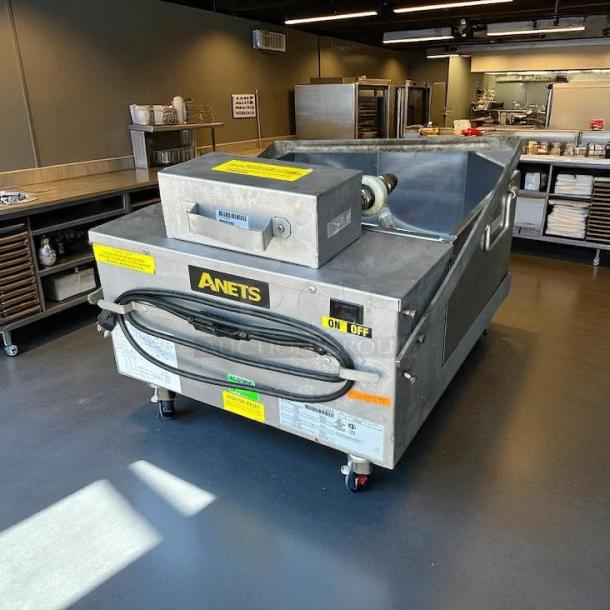 Anets FFM80 80 lb commercial fryer filter in excellent condition, gravity-fed, 120v, tested and working.